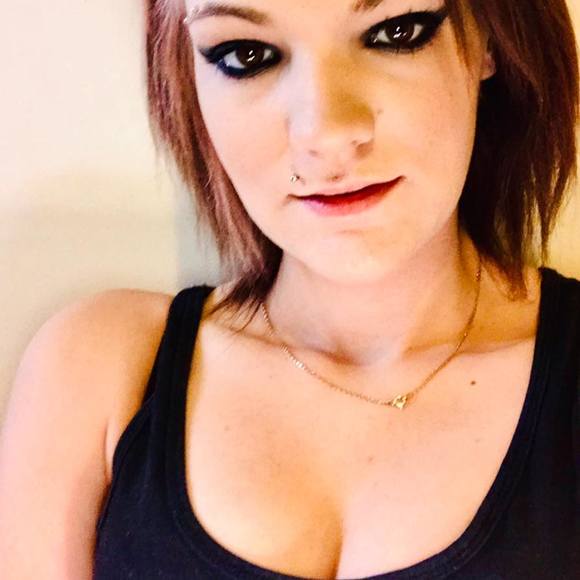 Meet your Posher, Jen - Picture 1 of 1